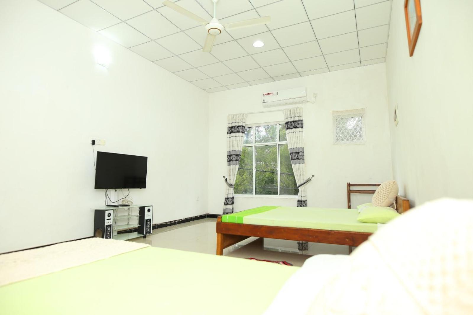 Sujee'S Guest House With Two Bed Rooms Anuradhápura Exteriér fotografie